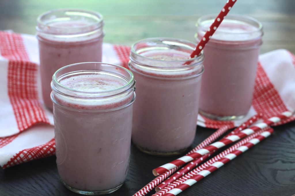 This Easy Strawberry Milk is a fun treat for the whole family! {Columbia City Moms Blog}